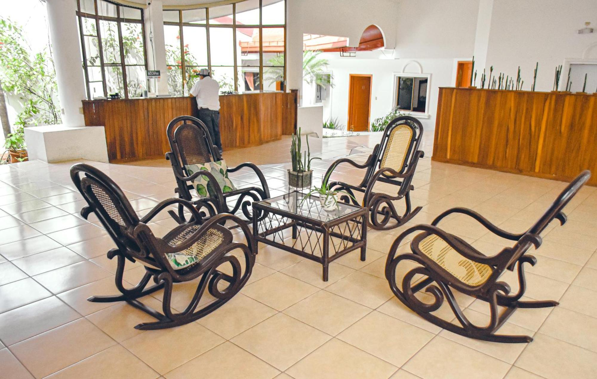Los Vados Hotel Managua Bagian luar foto